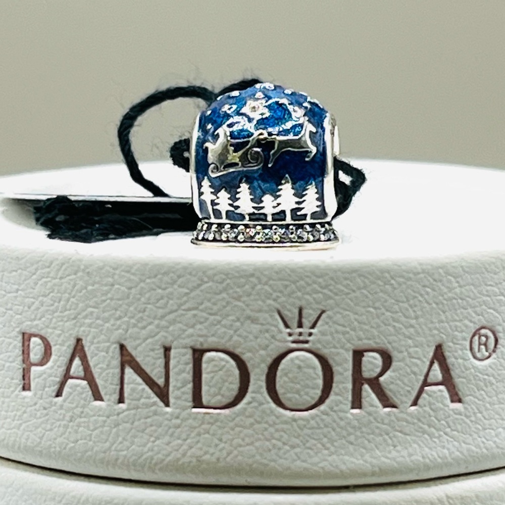 🎁 PANDORA Blue / Sterling Silver S925 Christmas Night Forest Charm #796386EN63